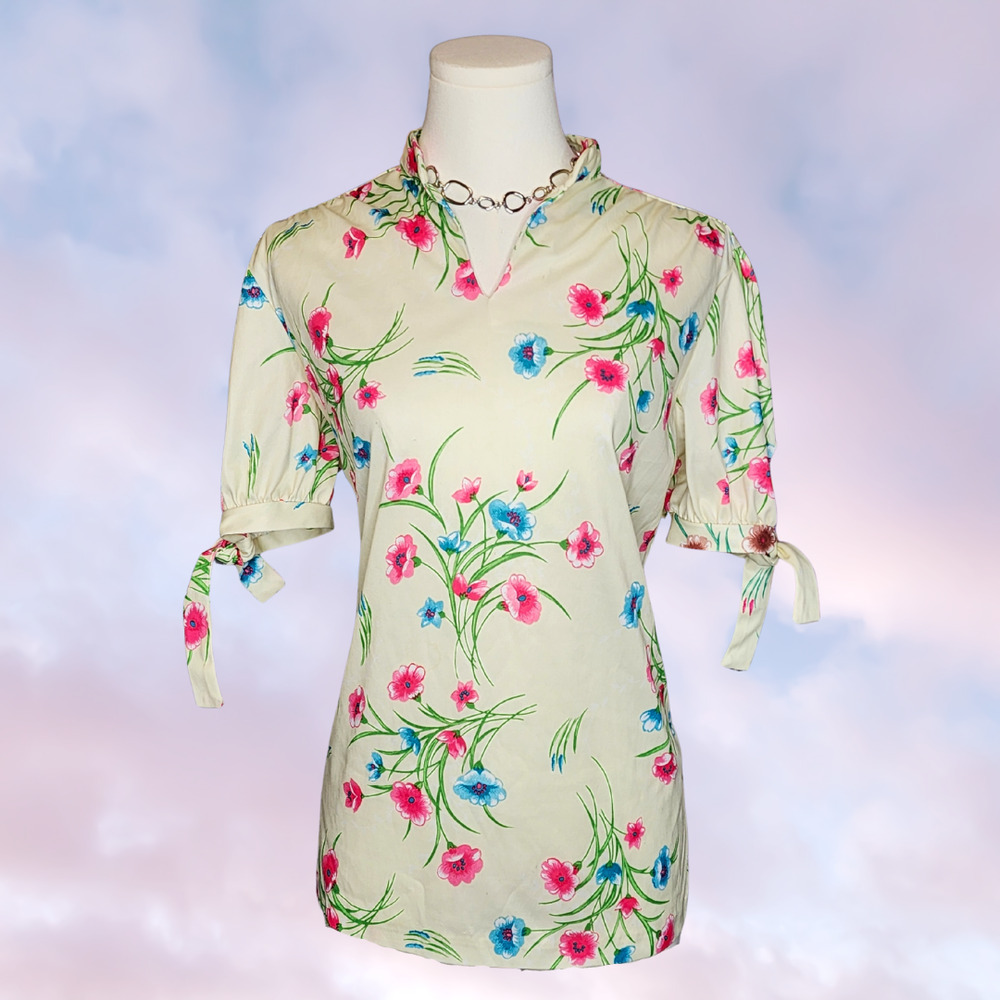 Vtg 60s Mod Colorful Floral Flower Collared Pink Blue Tie Short Sleeve Top